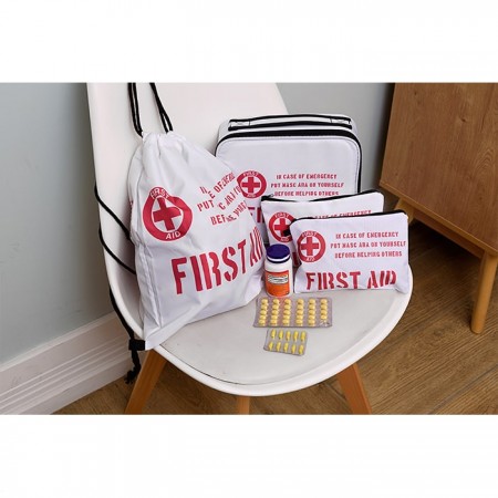 Купить Косметичка-аптечка Первая помощь, 20х14х4